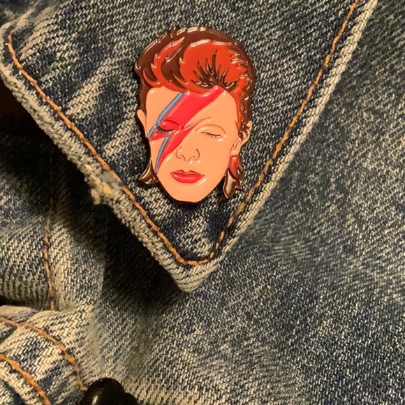 COPY - New David Bowie lapel pin. From the Bowie Archives - Picture 2 of 3